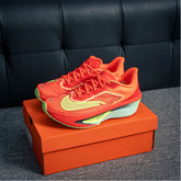 Men's Sneaker